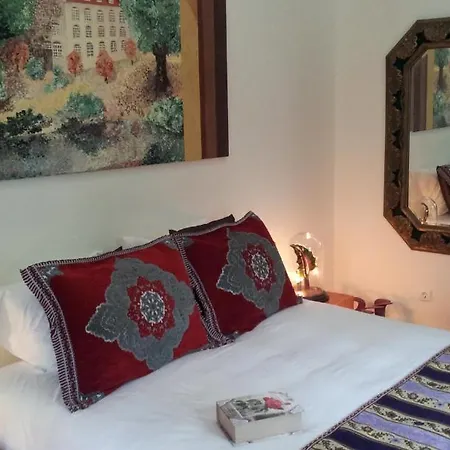 Bed & Breakfast Whatever Art Lissabon