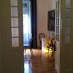 Bed and Breakfast Whatever Art *