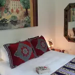 Bed & Breakfast Whatever Art Lisbon