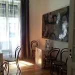 Whatever Art Bed & Breakfast