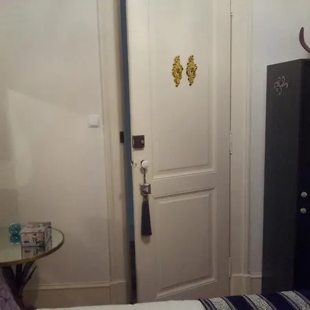 Nocleg ze śniadaniem Whatever Art Lizbona