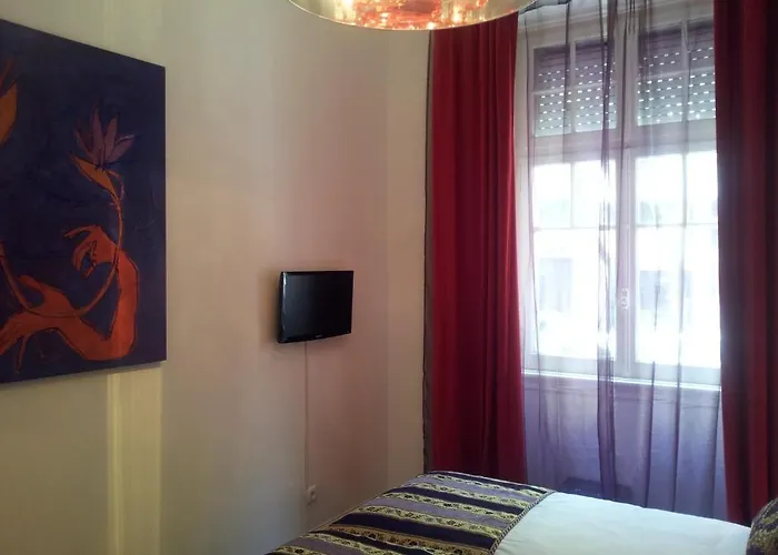 왓에버 아트 * 리스본