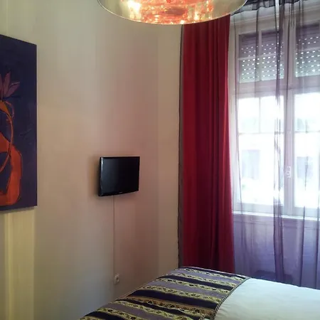 Whatever Art * Lisboa