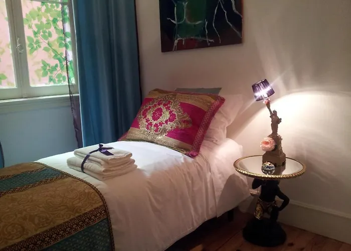 Whatever Art Bed & Breakfast